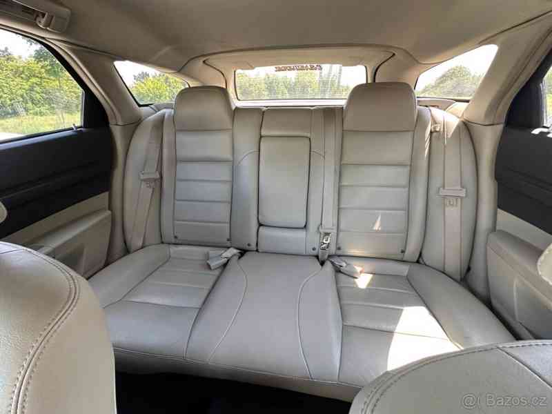 Dodge Magnum r/t V8 5,7L (na opravu/díly) - foto 12