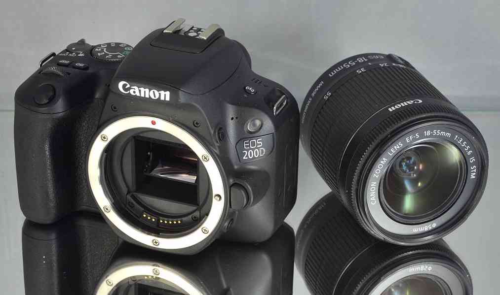 Canon EOS 200D + 18-55mm f/3.5-5.6 IS STM 880 Exp. - foto 4