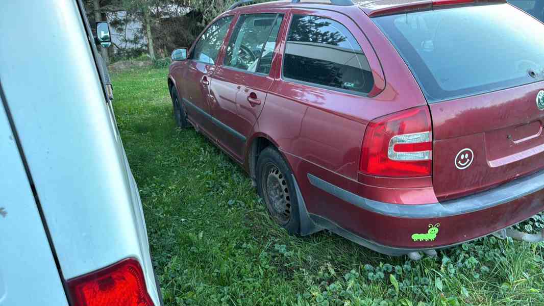 Škoda Octavia 1.9 pd 77kw rv 2006 - foto 2