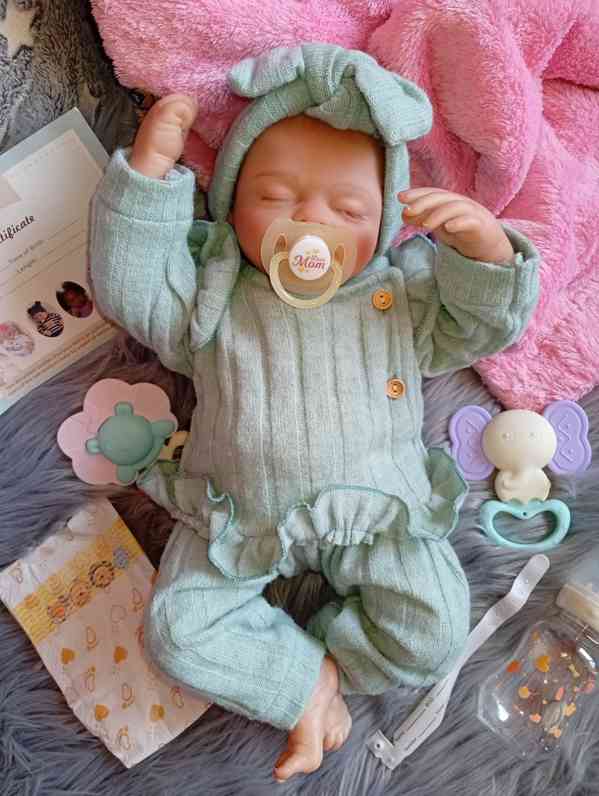 Realistická Reborn panenka spící holčička  - foto 6