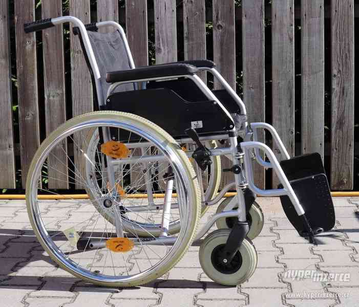 40.-Mechanický invalidní vozík Meyra. - foto 1