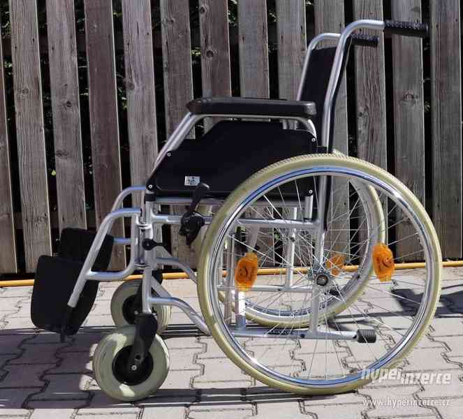 40.-Mechanický invalidní vozík Meyra. - foto 3