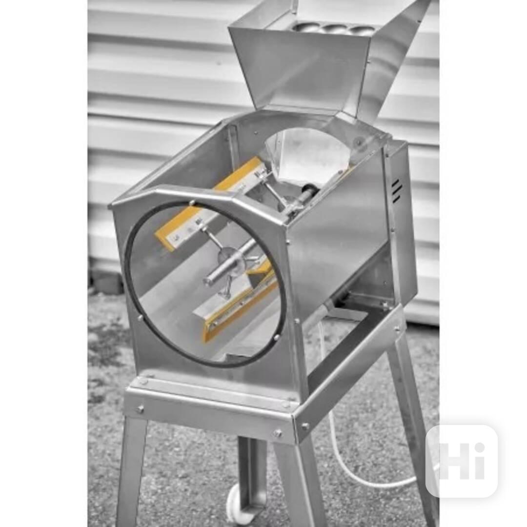 Odpeckovací stroj na ovoce - foto 1