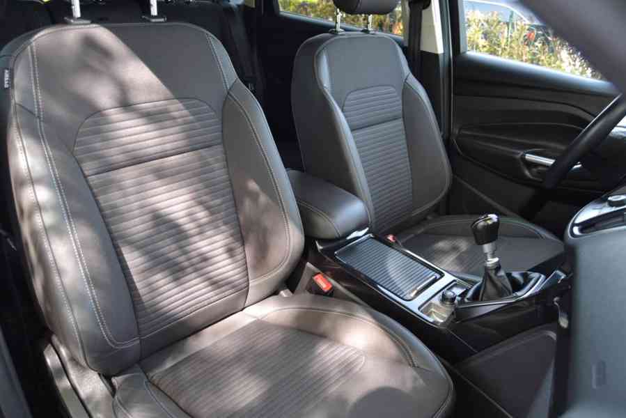 Ford Kuga 2.0 TDCI 110kW Titanium 4x4 - foto 17