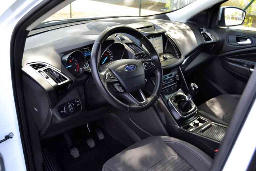 Ford Kuga 2.0 TDCI 110kW Titanium 4x4 - foto 7