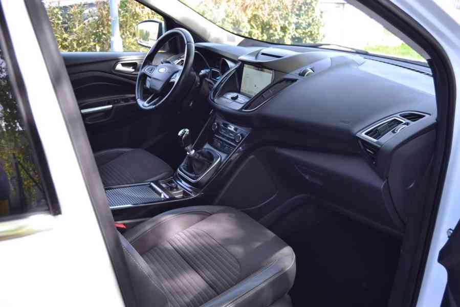 Ford Kuga 2.0 TDCI 110kW Titanium 4x4 - foto 16