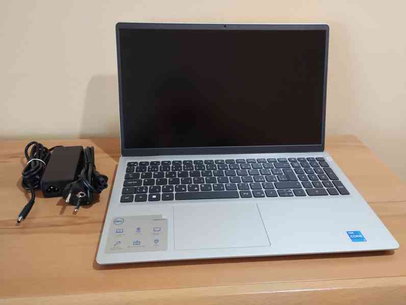 Notebook Dell Inspiron 3520 15,6" i5-1235U, 8 RAM, 512 SSD - foto 2