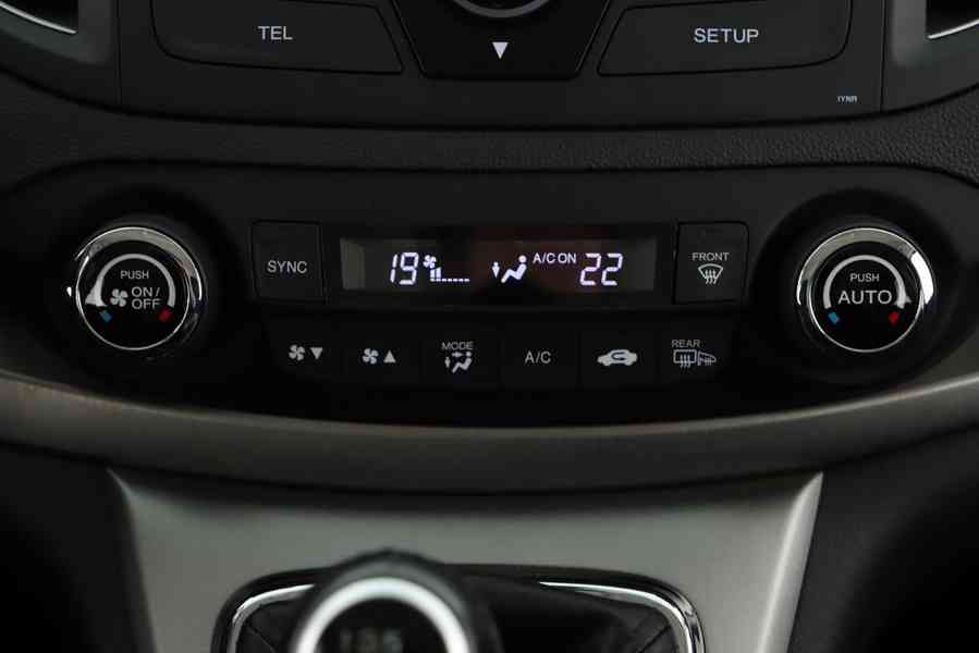 Honda CR-V 4x4 2.0 i-VTEC Executive benzín 114kw - foto 11