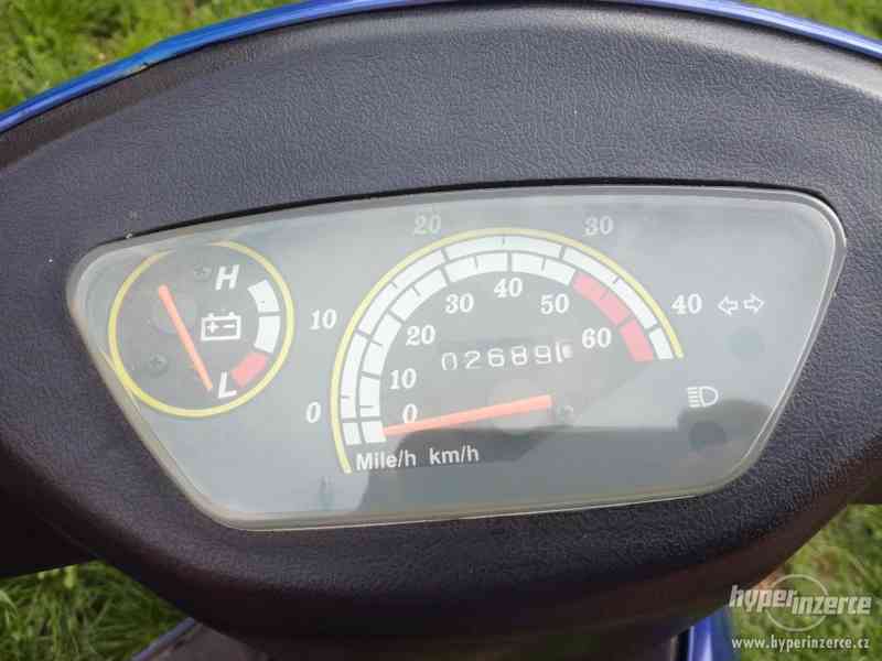 Moped-skútr GUEWER ZWD406 - foto 5