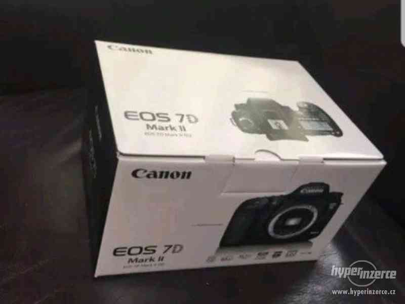Canon EOS 7D Mark II DSLR Camera with 18-135mm - foto 1