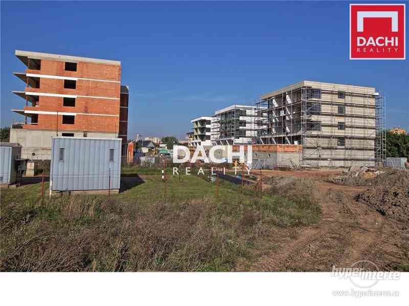 Prodej bytu 2+kk 58 m?, s balkonem 7 m?, Olomouc, ul. Slavonínská - foto 2