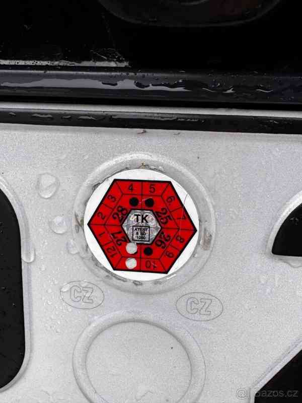 Jeep Grand Cherokee 3,0   OVERLAND, DPH, - foto 2