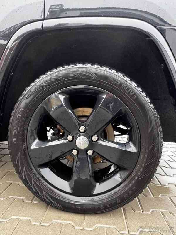 Jeep Grand Cherokee 3,0   OVERLAND, DPH, - foto 4