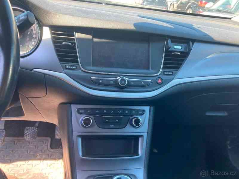 Opel Astra 1,6   Sports Tourer CDTI 2018 - foto 10