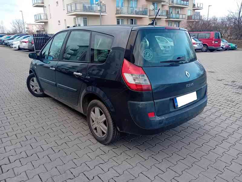 Renault Grand Scenic 1.9 DCi Privilege - foto 3