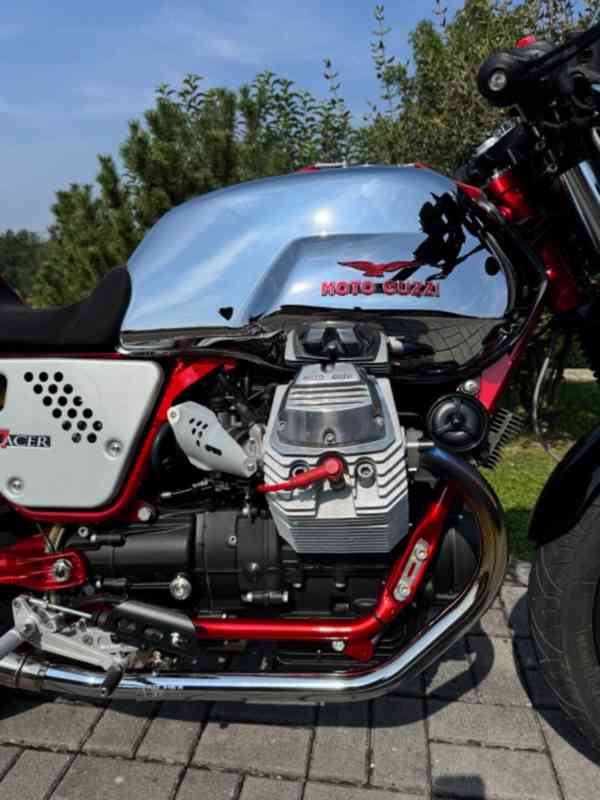 Moto Guzzi V7 Racer - foto 4