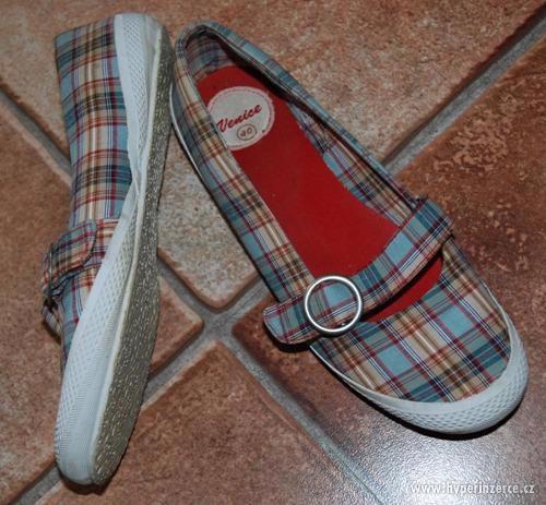 Prodám nádherné látkové káro-teniskové balerínky - foto 1