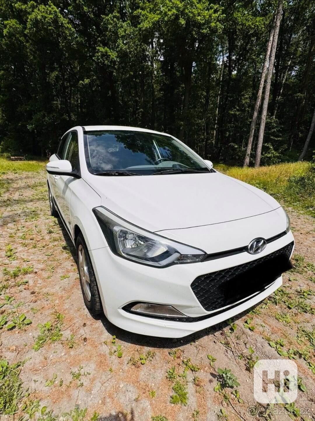 Hyundai i20 1,2   55 kW | 6st. manuál | 09/2015 - foto 1