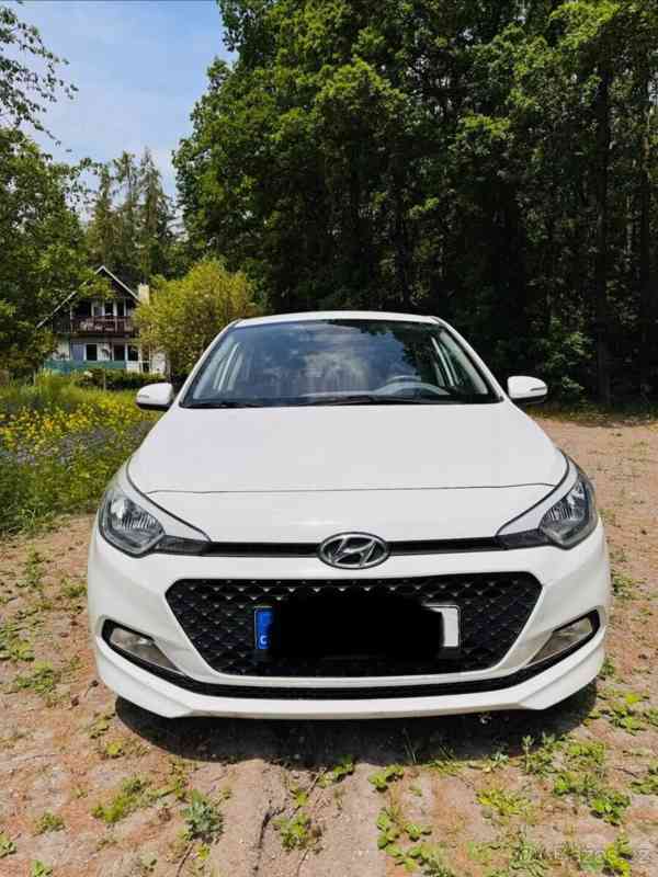 Hyundai i20 1,2   55 kW | 6st. manuál | 09/2015 - foto 2