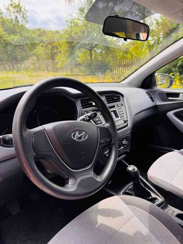 Hyundai i20 1,2   55 kW | 6st. manuál | 09/2015 - foto 7