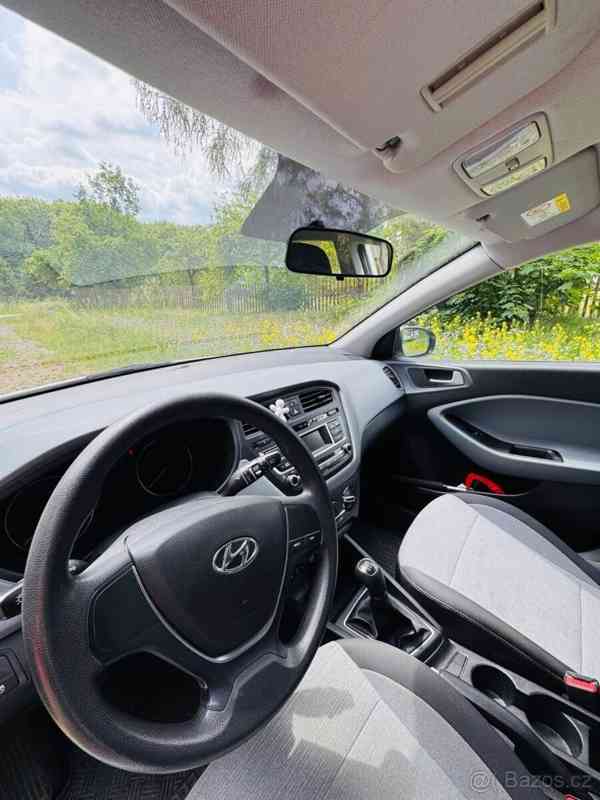 Hyundai i20 1,2   55 kW | 6st. manuál | 09/2015 - foto 6