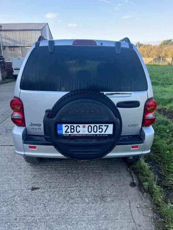Jeep Cherokee 2,5   KJ - foto 12