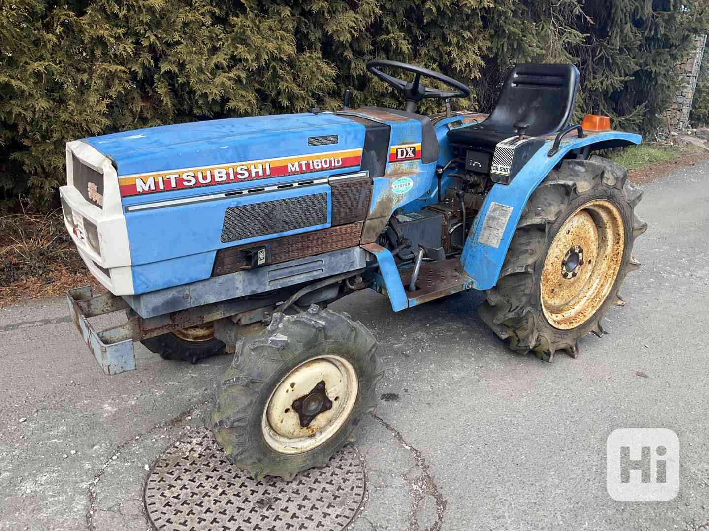 Japonský traktor Mitsubishi MT-1601D - foto 1