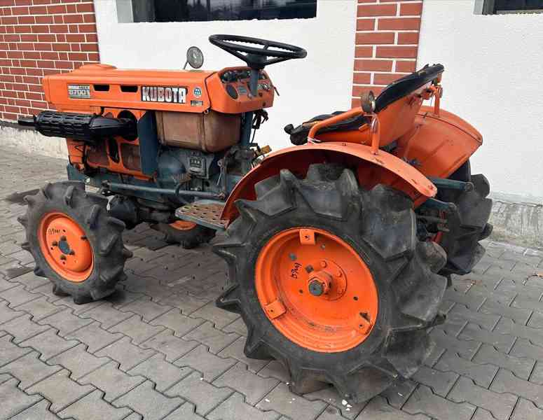 Traktor japonský Kubota B7001 - malotraktor - foto 3