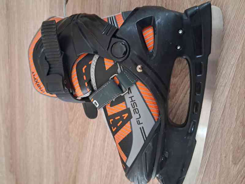 prodám dětské brusle - foto 2