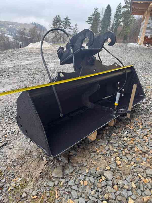 Hydraulická lžíce na svahy 170cm 5-10t CW10 - foto 1