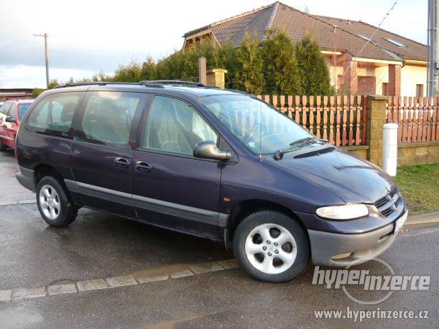 Chrysler Grand Voyager 2,5 TDi 2000 - foto 1