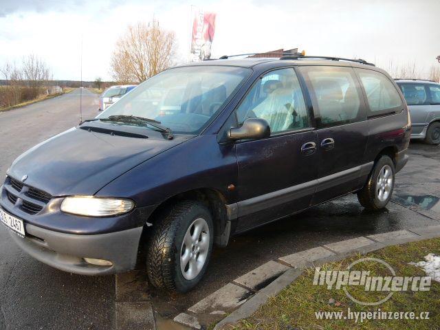 Chrysler Grand Voyager 2,5 TDi 2000 - foto 2