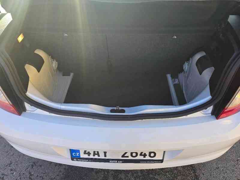 Škoda Citigo 1,0   NAJETO JEN 38 TIS. KM GARÁŽOVÁ - foto 11