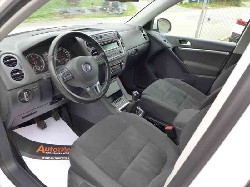 Volkswagen Tiguan 2,0 TDI 103KW 4X4 SPORT 1.MAJ - foto 5