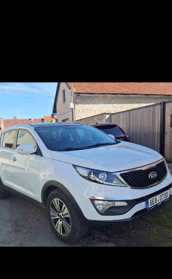 Kia Sportage  2.0 benzin  - foto 3