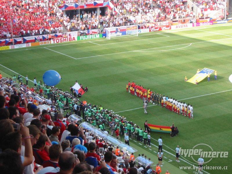 ZÁJEZD AUTOBUSEM NA EURO 2012 - ZÁPAS ČR VE ČTVRTFINÁLE - foto 1