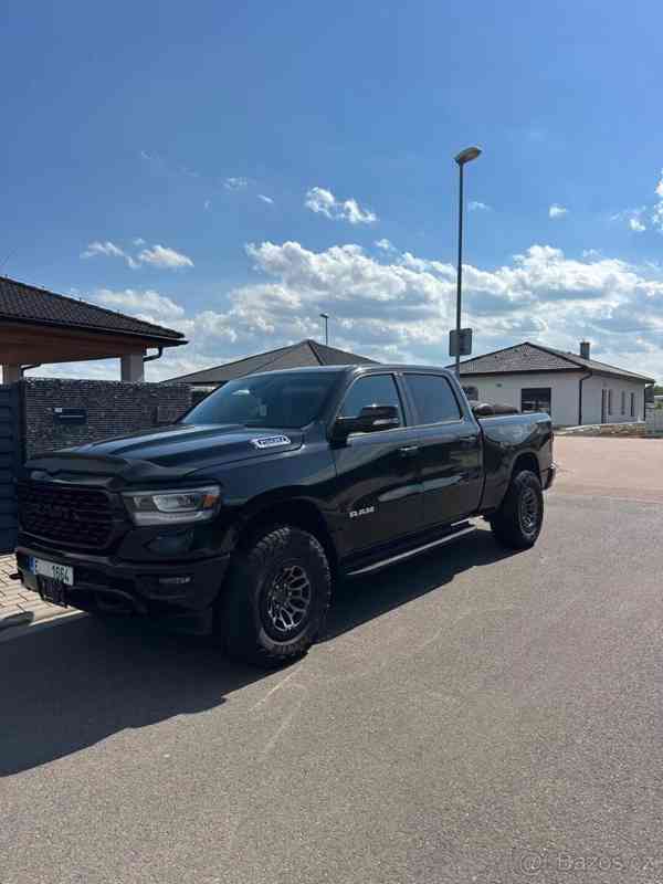 Dodge RAM 5,7   1500 - foto 6