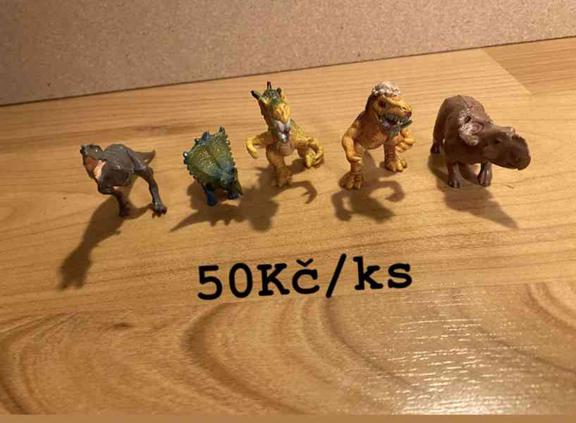 figurky dinosaurů - foto 4