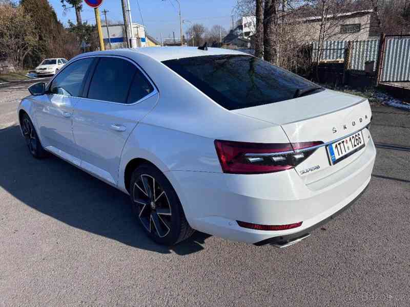 Škoda Superb 2,0   tsi 200kw L&K - foto 15