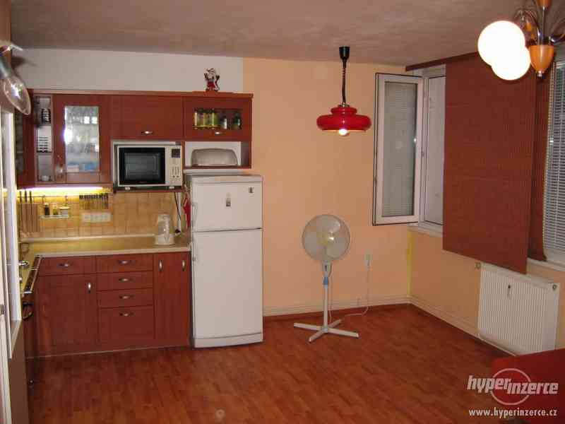 Prodej Byt 2+kk. 43 m.Praha 8, Karlin, m. Invalidovna. - foto 3
