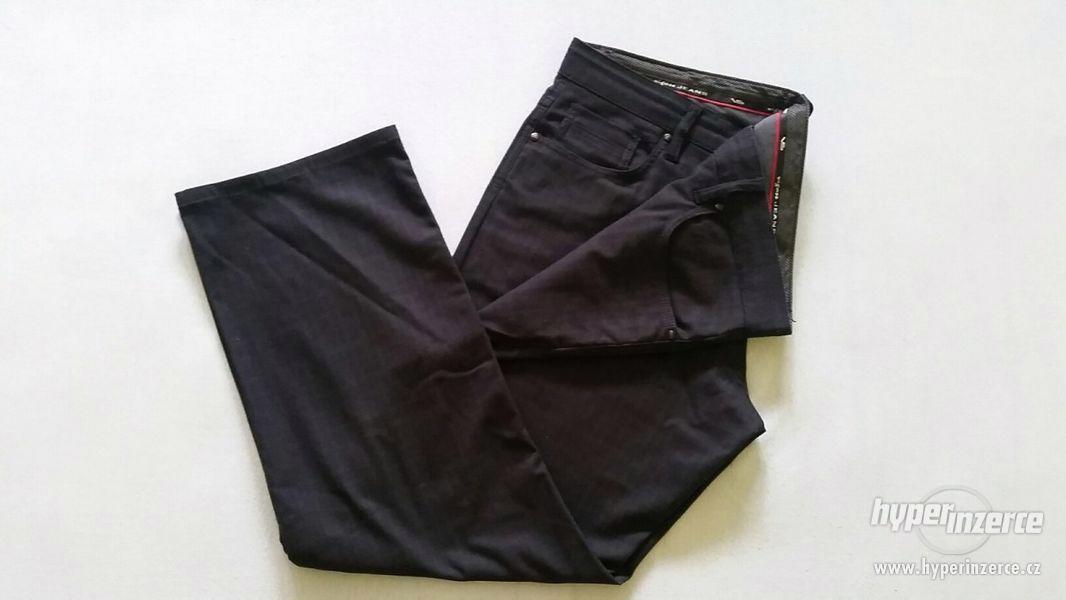 Tmavé společenské džíny - foto 1