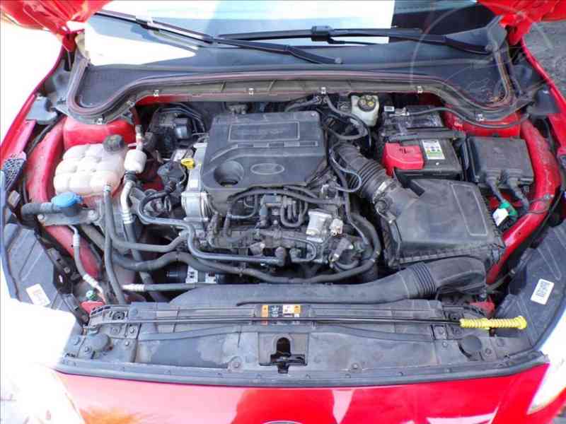 Ford Focus 1,0 i TREND,TAŽNÉ ZAŘ. - foto 15