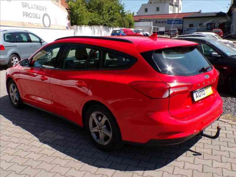 Ford Focus 1,0 i TREND,TAŽNÉ ZAŘ. - foto 4