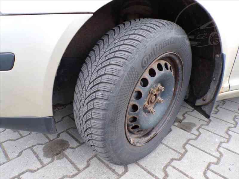 Škoda Octavia 2,0 TDI TAŽNÉ ZAŘÍZENÍ - foto 15