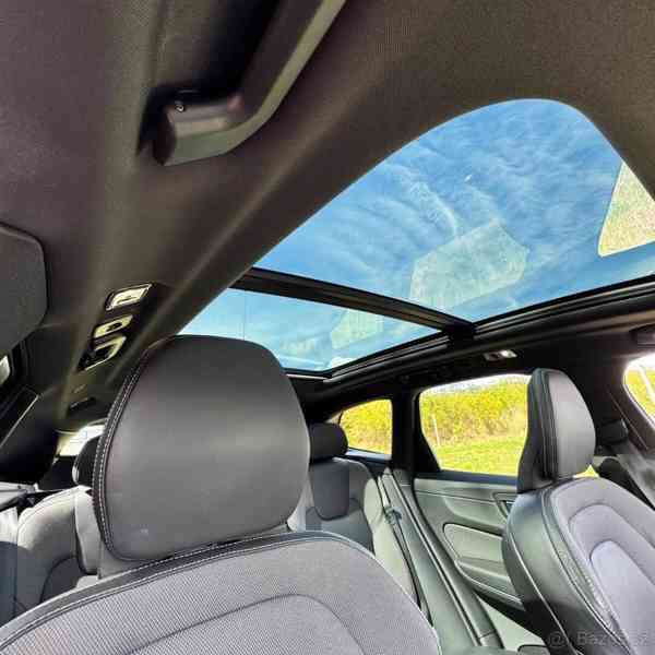 Volvo XC60 T6 Rdesign Black, tažné - foto 19