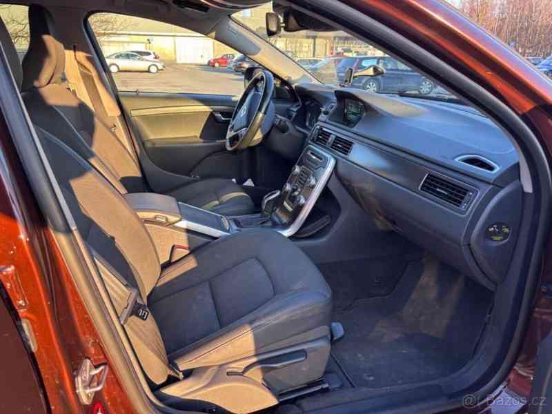 Volvo XC70 2,4   td, 133 kw, 4x4, Cross Country - foto 13