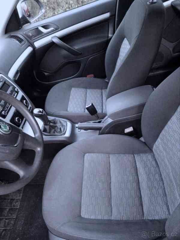 Škoda Octavia 1,8 - foto 4