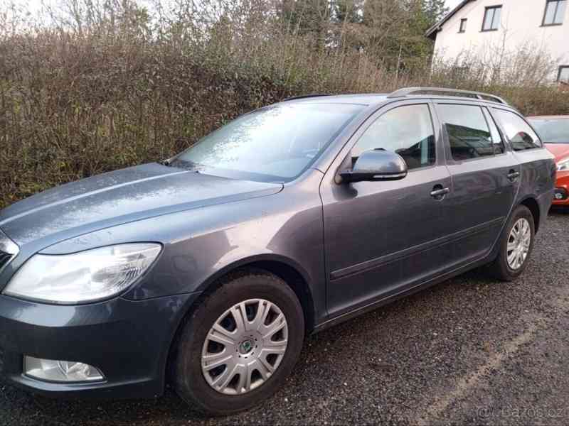 Škoda Octavia 1,8 - foto 3
