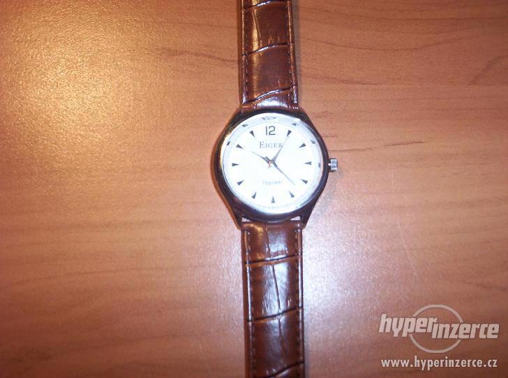Nové nepoužité pánské a dámské náramkové hodinky - foto 1