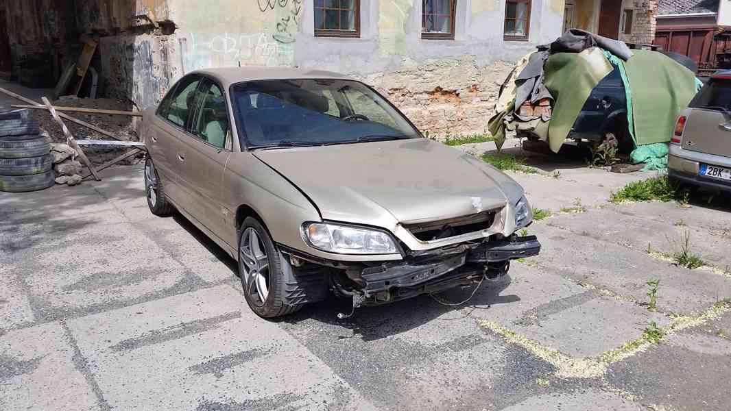 opel omega 2.2DTI 88kw - foto 2
